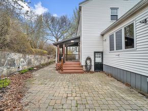 29 Alpheus Rd, Boston MA 02131
