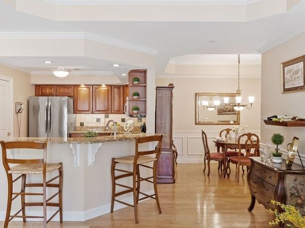 350 Greene Street 102, North Andover MA 01845