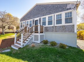 27 Gee Avenue, Gloucester MA 01930