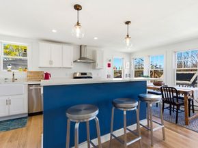 27 Gee Avenue, Gloucester MA 01930
