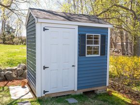 27 Gee Avenue, Gloucester MA 01930