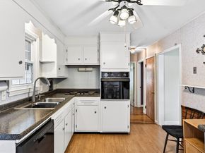 13 Hamilton Rd, Northborough MA 01532