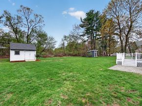 13 Hamilton Rd, Northborough MA 01532