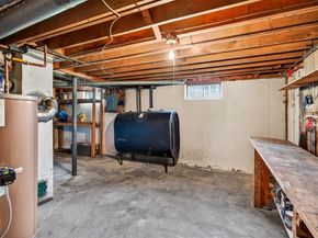 13 Hamilton Rd, Northborough MA 01532