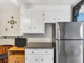 13 Hamilton Rd, Northborough MA 01532