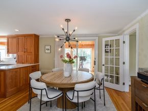 11 Bunker Ln, Newton MA 02465