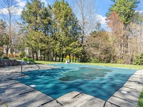 343 Holden Wood Rd, Concord MA 01742