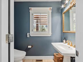 343 Holden Wood Rd, Concord MA 01742