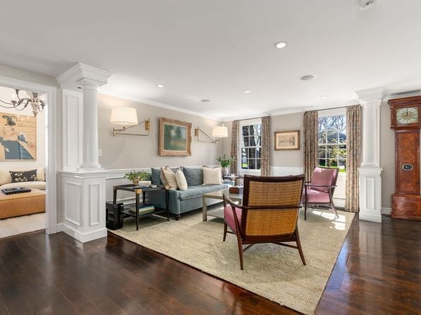 134 Candlewood Drive, Waltham MA 02451