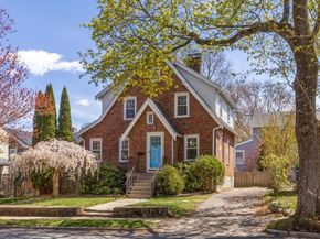 220 Hillside Avenue, Arlington MA 02476