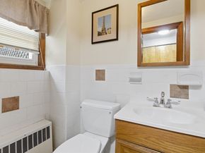 5 Manning Rd, Dedham MA 02026