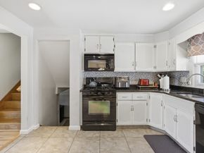 5 Manning Rd, Dedham MA 02026