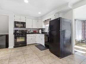 5 Manning Rd, Dedham MA 02026