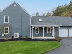 11 Revolution Dr, Leominster MA 01453