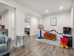 4 Dorianna Cir, Shrewsbury MA 01545