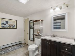 4 Dorianna Cir, Shrewsbury MA 01545