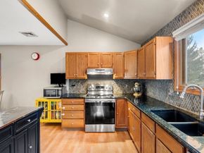 4 Dorianna Cir, Shrewsbury MA 01545