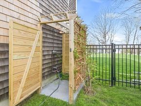 23 Old Oaken Bucket Rd, Scituate MA 02066