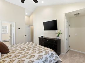21 Bedford Drive, Grafton MA 01536