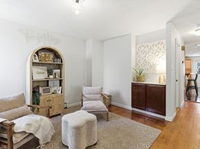 21 Bedford Drive, Grafton MA 01536