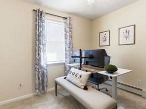 21 Bedford Drive, Grafton MA 01536