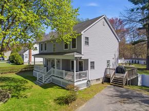 21 Bedford Drive, Grafton MA 01536