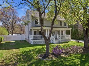 21 Bedford Drive, Grafton MA 01536