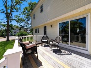 16 Rhodes Place 16, Hingham MA 02043