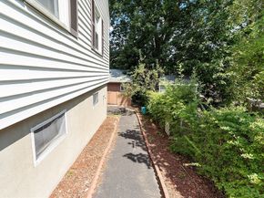 31 Spring View Dr, Lynn MA 01904