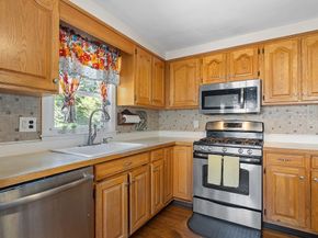 31 Spring View Dr, Lynn MA 01904