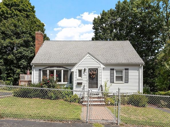 31 Spring View Dr, Lynn MA 01904