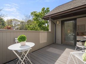 99-101 Larch Rd 99, Cambridge MA 02138