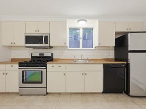 30 Cushing St B, Cambridge MA 02138