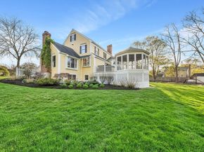18 Ocean Ave, Newburyport MA 01950