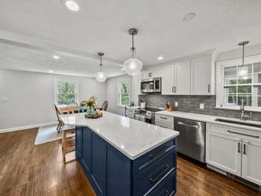 541 Flagg Hill Rd, Boxborough MA 01719