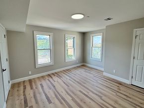 605 Millbury St, Worcester MA 01604