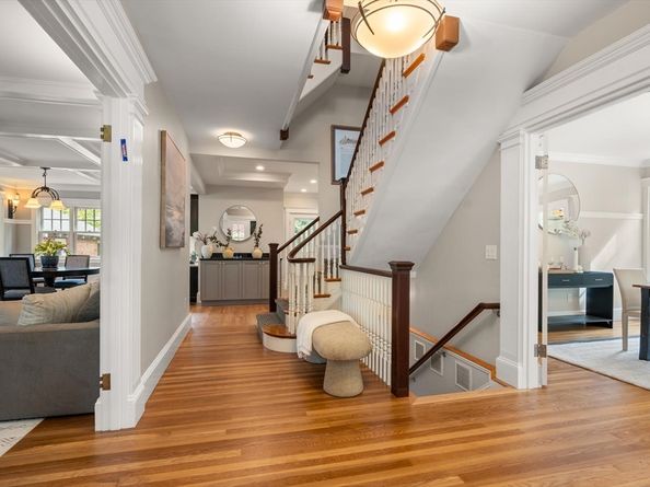 799 Commonwealth Avenue, Newton MA 02459
