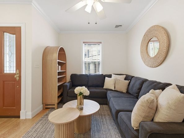 59 Telegraph St 59, Boston MA 02127
