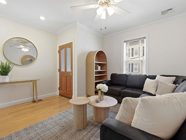 59 Telegraph St 59, Boston MA 02127