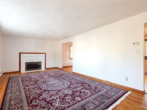 2 Marigold Ave, Wellesley MA 02482