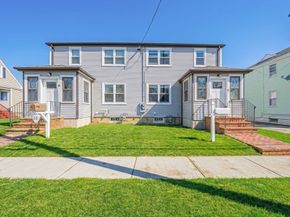 30 Arnold St 30, Quincy MA 02169