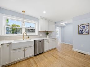 30 Arnold St 30, Quincy MA 02169