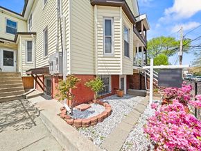 29 Hanson St 1, Somerville MA 02143