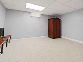29 Hanson St 1, Somerville MA 02143