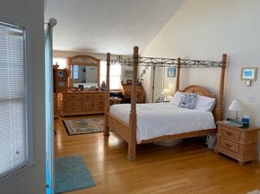 12 Dupont Drive, Mattapoisett MA 02739