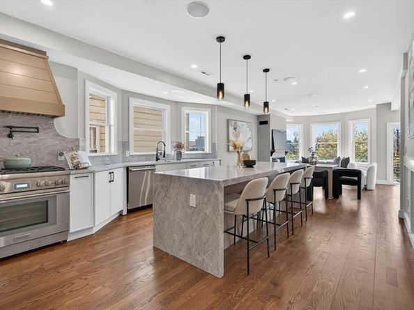 555 Somerville Ave 2, Somerville MA 02143