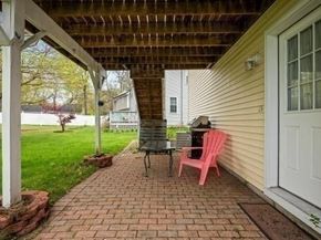 37 Dupuis Ave, Worcester MA 01604