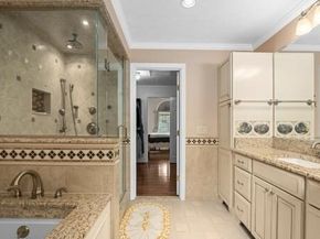 37 Dupuis Ave, Worcester MA 01604