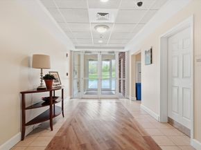 38 Village Rd 110, Middleton MA 01949