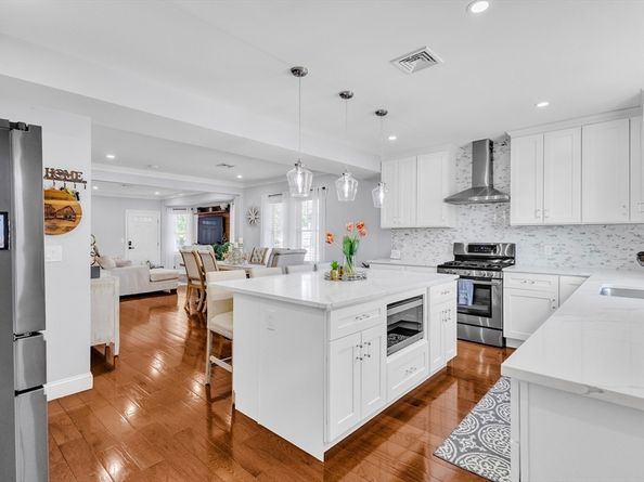 86 Chandler St, Marlborough MA 01752